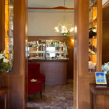 Hotel Dipendenza Londra Alessandria