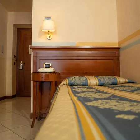 Hotel Dipendenza Londra Alessandria